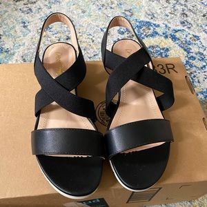 Brand new wedge sandals 6.5